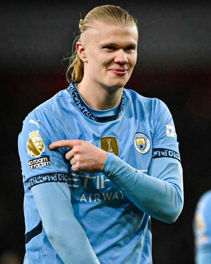 姆伯莫近7次代表喀麦隆出场，球队打进9球他一人直接参与5球（近7场代表喀麦隆出战，姆伯莫直接参与球队9球中的5球）