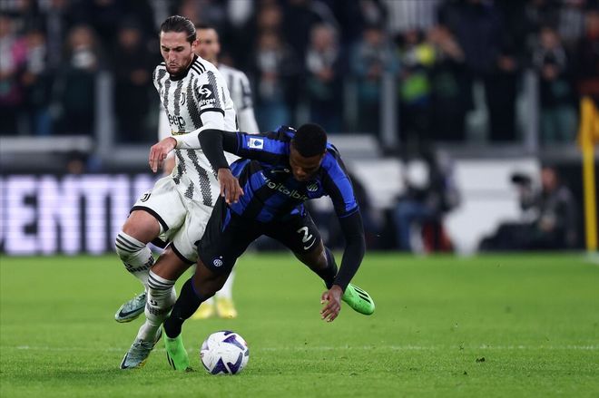 萨拉赫将被提供丰厚的利物浦离队机会“仅在一个条件下”