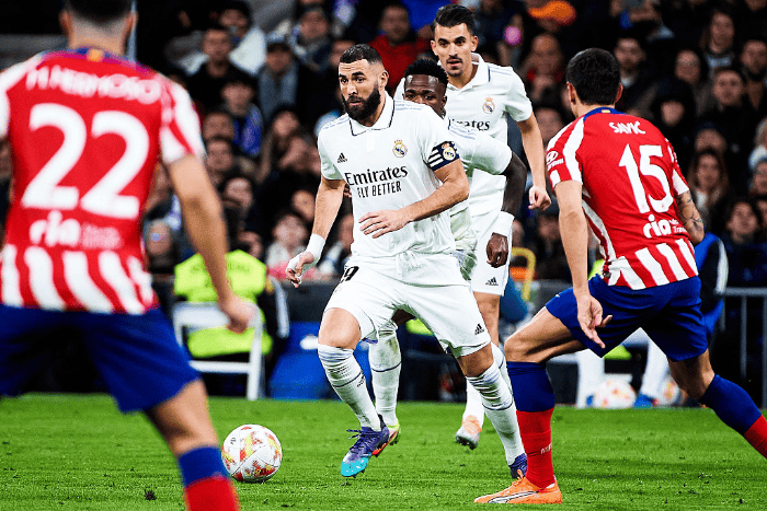 球队开场三分钟就进球，太狠