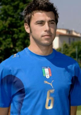 梅西年度最佳选票：登贝莱第一；斯卡洛尼未选登贝莱、多纳鲁马（梅西年度最佳投票：登贝莱居首，斯卡洛尼未投登贝莱和多纳鲁马）