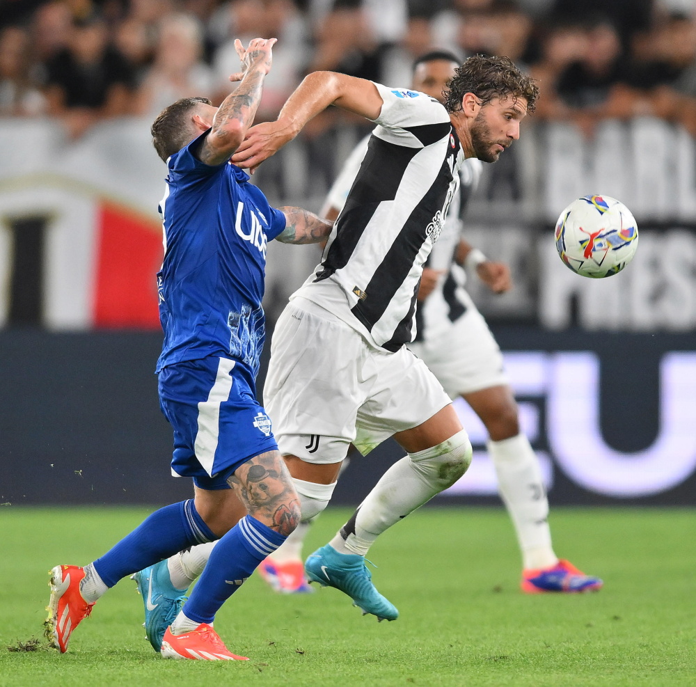 梅西当选本赛季美职联MVP，是美职联历史首位蝉联MVP的球员