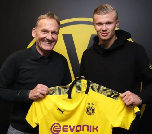 回应塞梅尼奥传闻！马雷斯卡：这不是我关注重点，我非常认可现在阵容（马雷斯卡谈塞梅尼奥传闻：非当务之急，我对现有阵容很满意）