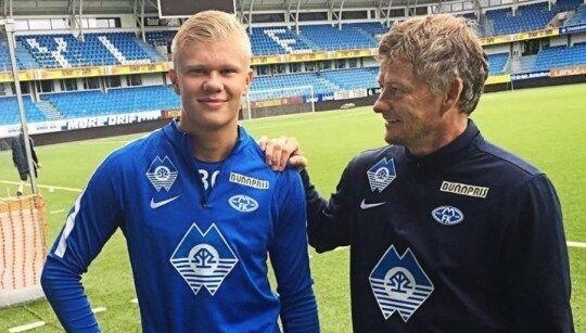 三位申花外援合约将到期，下轮亚冠或迎来告别战，特谢拉意外领衔（三名申花外援合同到期在即，下轮亚冠或上演告别，特谢拉出人意料领衔）