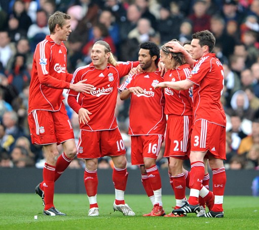 记者：于帕在穆西亚拉等3人续约后改变了自己的续约诉求